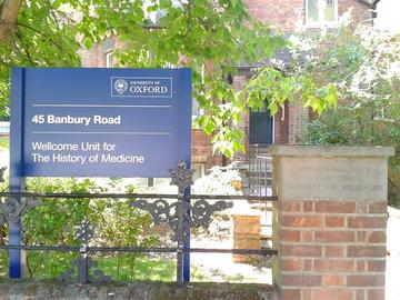 1 wellcome unit sign and entrance