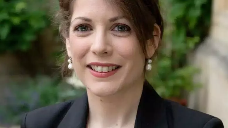 cd person laure miolo