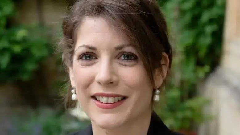 cd person laure miolo