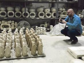 Peter Oakley during fieldwork in Jingdezhen